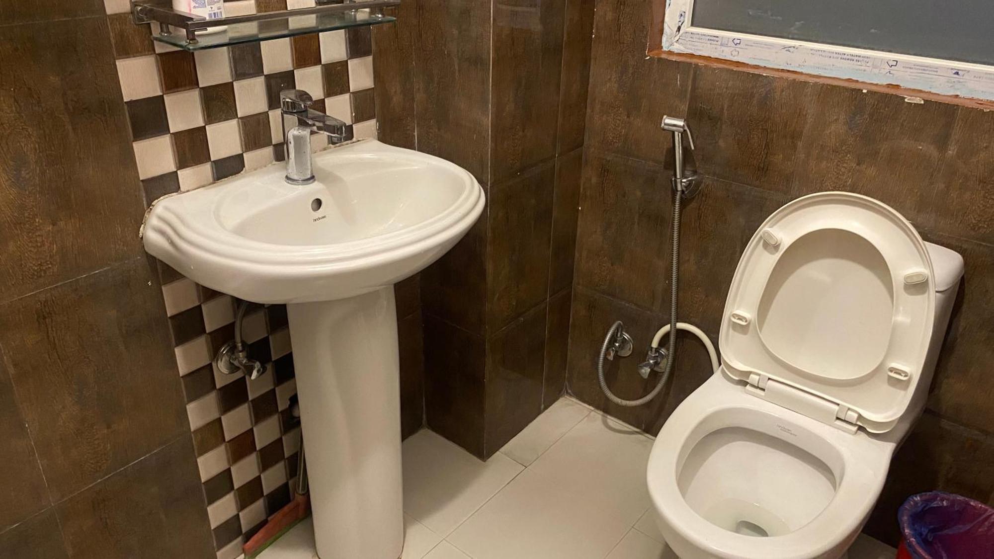 Mums Homestay & Studio Apartments Катманду Екстер'єр фото