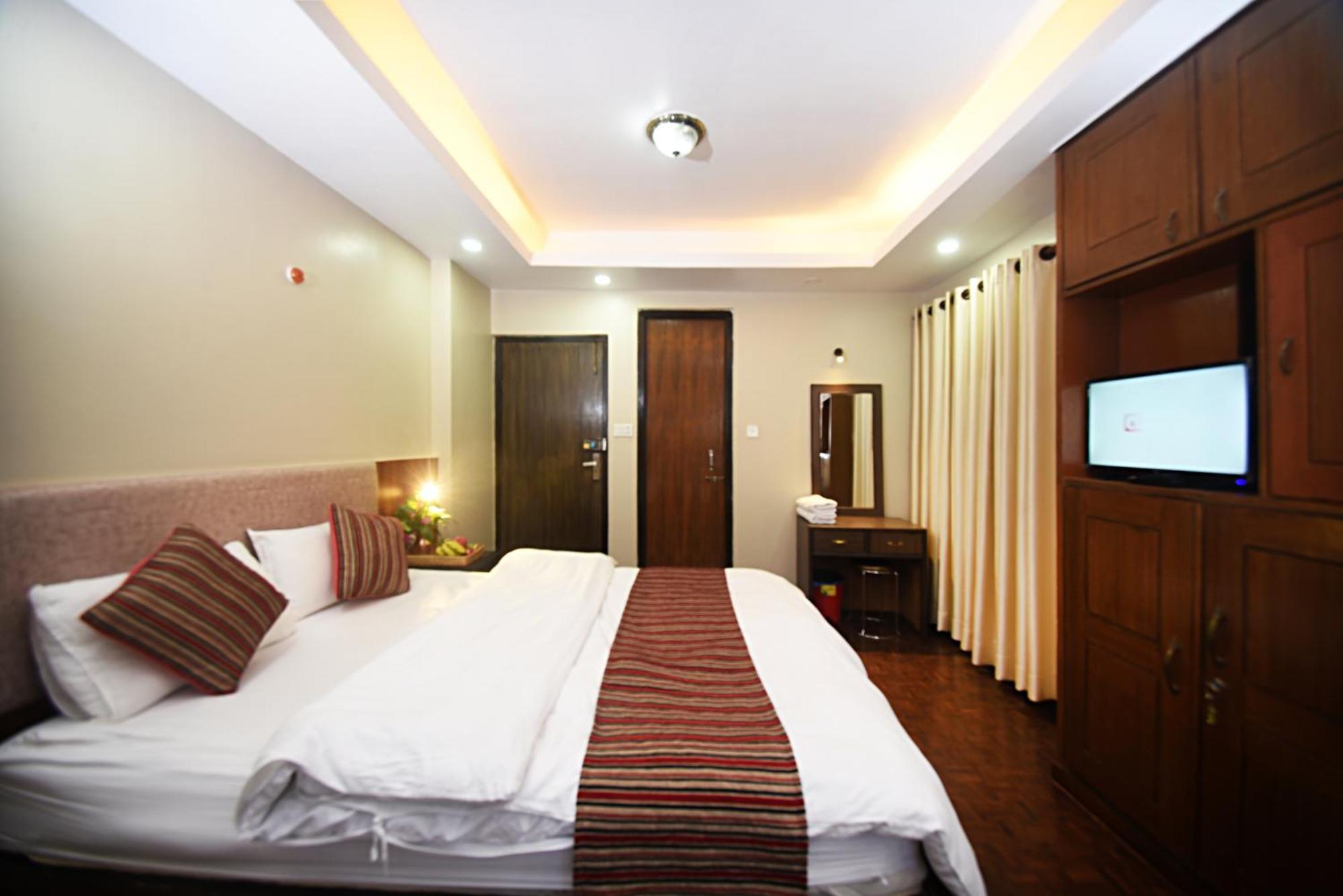Mums Homestay & Studio Apartments Катманду Екстер'єр фото