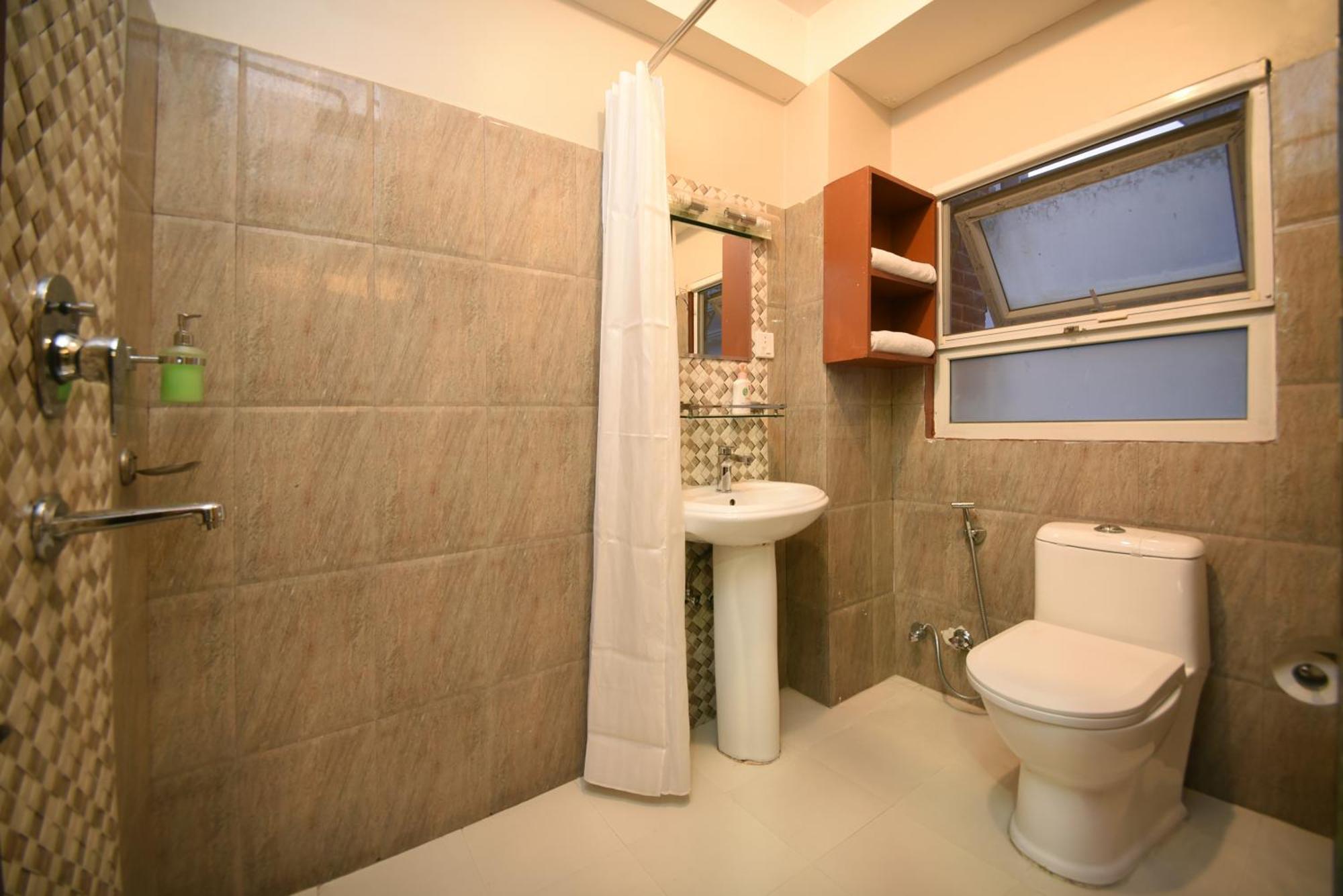 Mums Homestay & Studio Apartments Катманду Екстер'єр фото