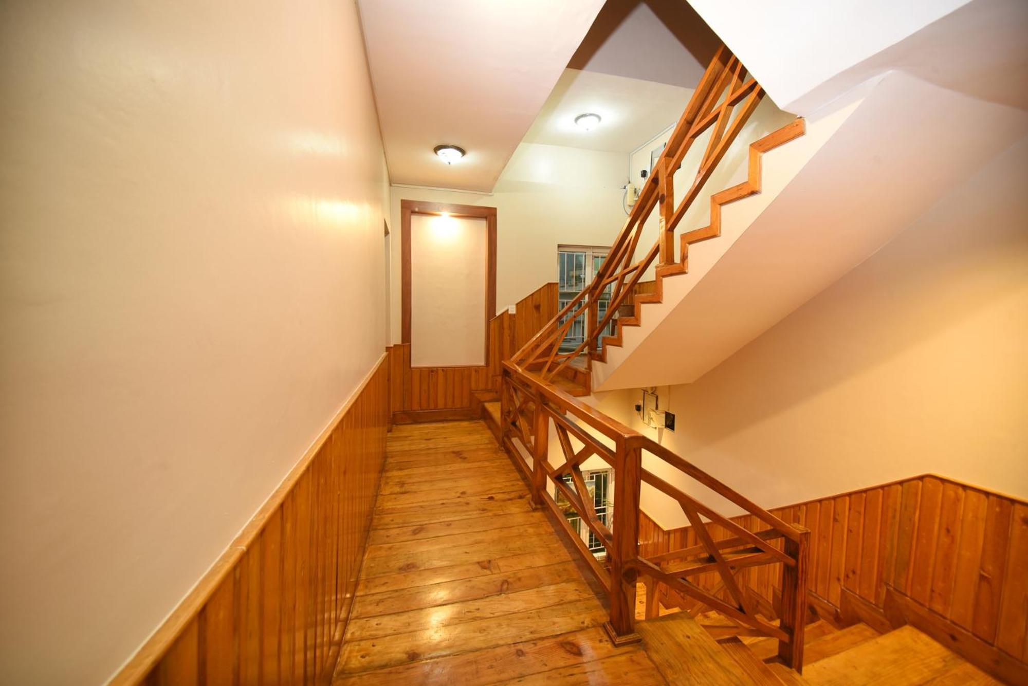 Mums Homestay & Studio Apartments Катманду Екстер'єр фото