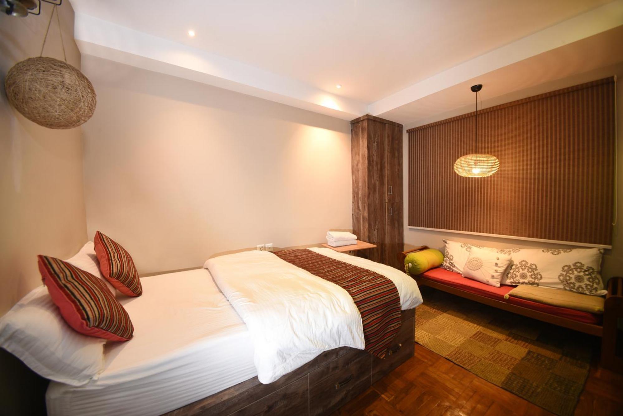 Mums Homestay & Studio Apartments Катманду Екстер'єр фото