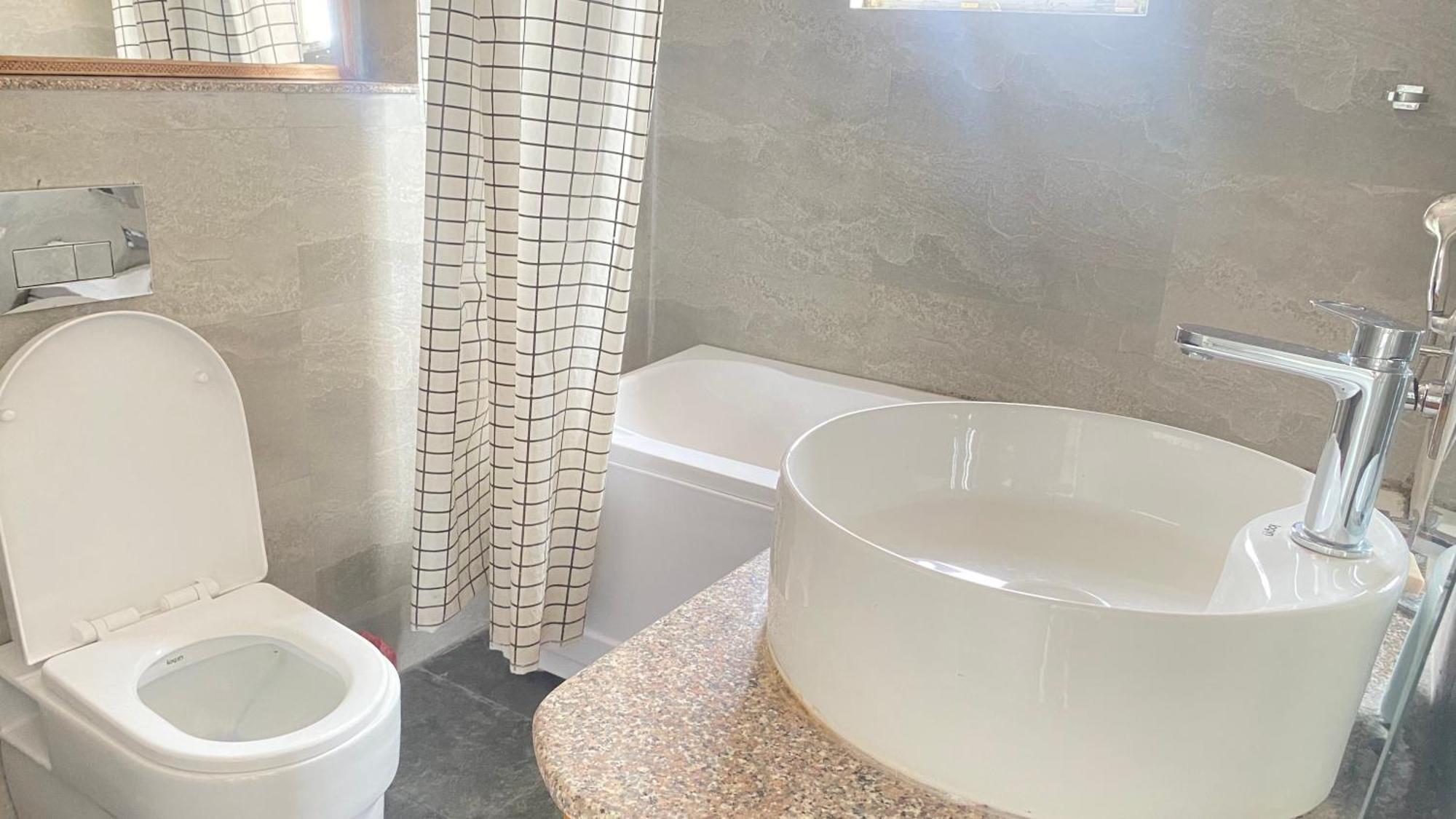 Mums Homestay & Studio Apartments Катманду Екстер'єр фото