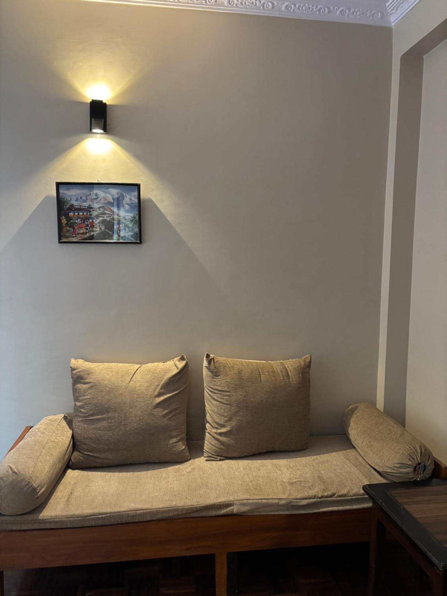 Mums Homestay & Studio Apartments Катманду Екстер'єр фото